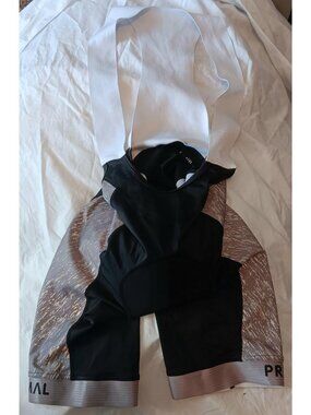 Primal Cycling Bib Shorts Men’s S Black White Stretchy Soft Padded Leg Grip Bike